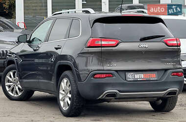 Внедорожник / Кроссовер Jeep Cherokee 2015 в 