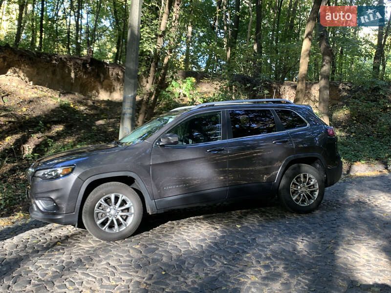 Внедорожник / Кроссовер Jeep Cherokee 2019 в Киеве фото 8 Внедорожник / Кроссовер Jeep Cherokee 2019 в Киеве