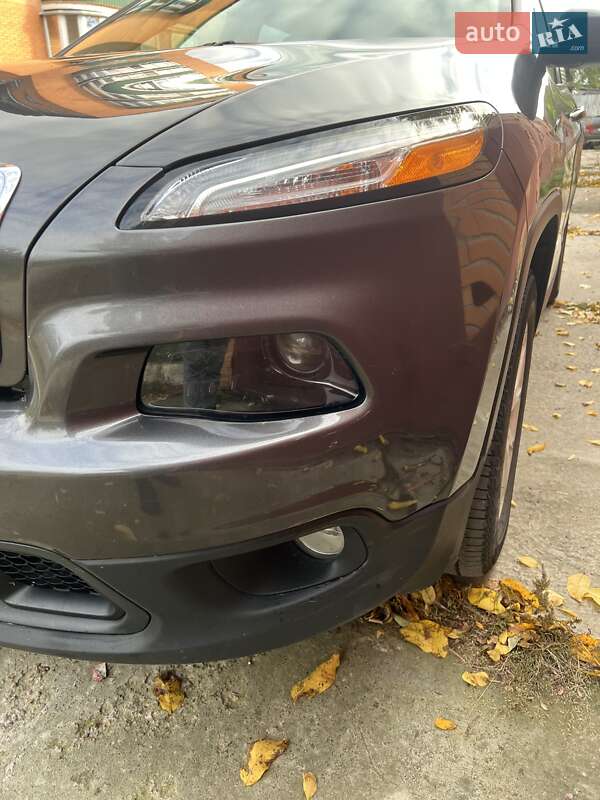 Позашляховик / Кросовер Jeep Cherokee 2017 в Броварах фото 24 Позашляховик / Кросовер Jeep Cherokee 2017 в Броварах