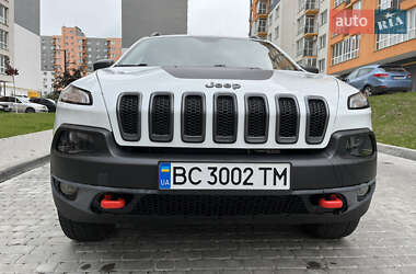 Внедорожник / Кроссовер Jeep Cherokee 2016 в Виннице