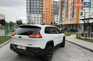 Внедорожник / Кроссовер Jeep Cherokee 2016 в Виннице