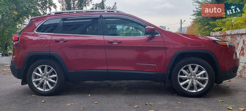 Внедорожник / Кроссовер Jeep Cherokee 2016 в Днепре