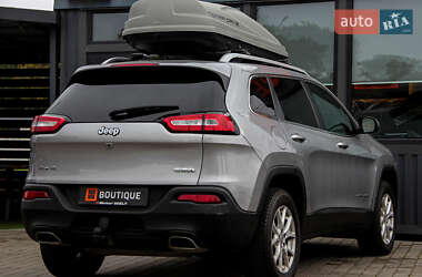 Внедорожник / Кроссовер Jeep Cherokee 2016 в 