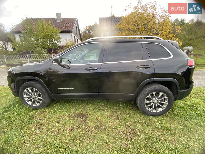 Внедорожник / Кроссовер Jeep Cherokee 2020 в Воловце