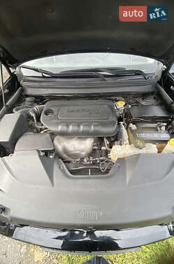 Позашляховик / Кросовер Jeep Cherokee 2020 в  фото 11 Позашляховик / Кросовер Jeep Cherokee 2020 в