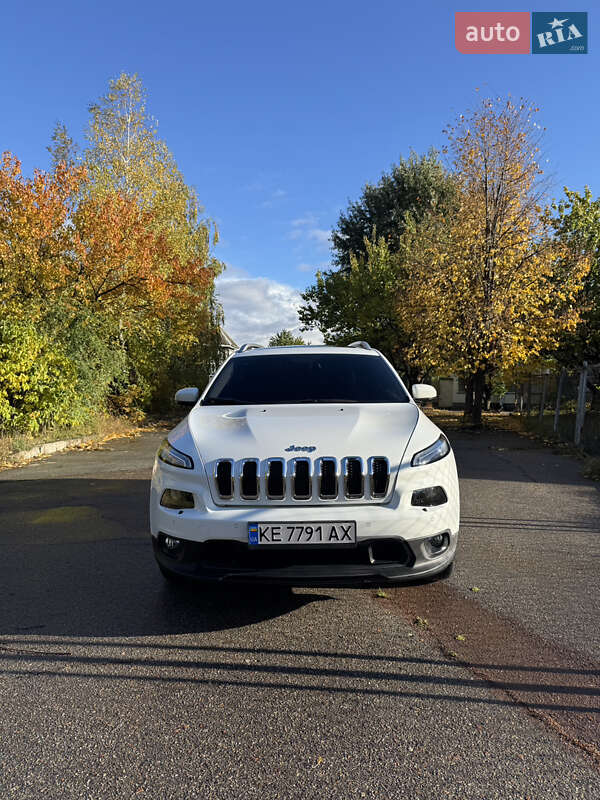 Внедорожник / Кроссовер Jeep Cherokee 2017 в Чернигове