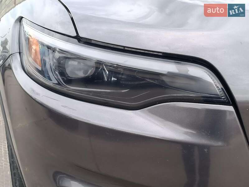 Внедорожник / Кроссовер Jeep Cherokee 2018 в Харькове