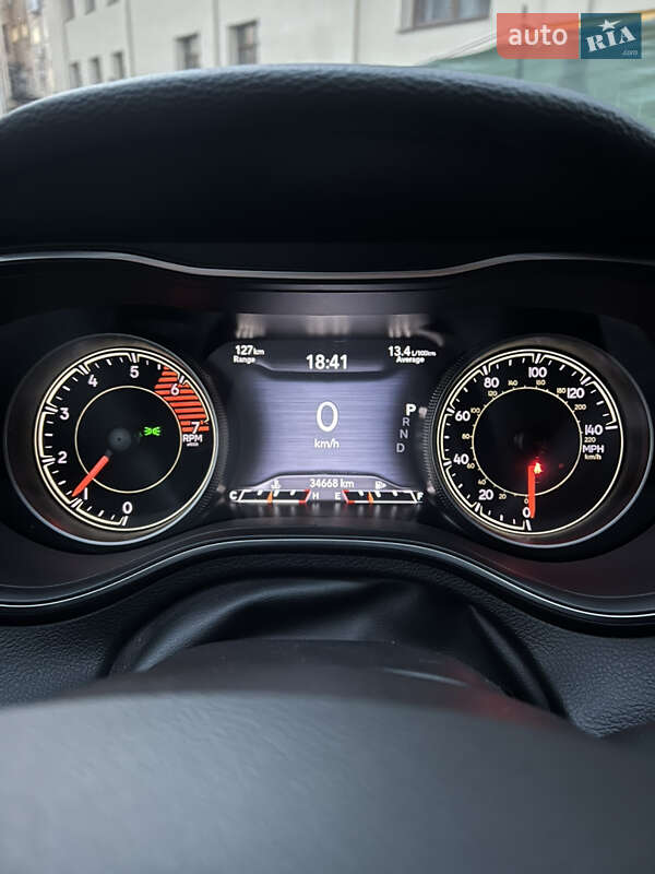 Внедорожник / Кроссовер Jeep Cherokee 2020 в Ивано-Франковске