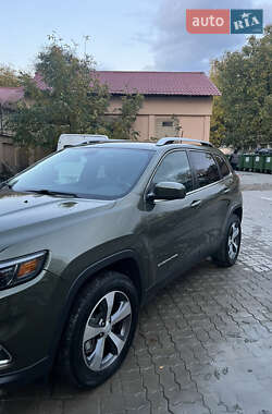 Внедорожник / Кроссовер Jeep Cherokee 2020 в 