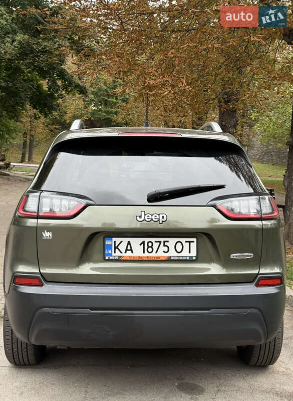 Внедорожник / Кроссовер Jeep Cherokee 2018 в Киеве