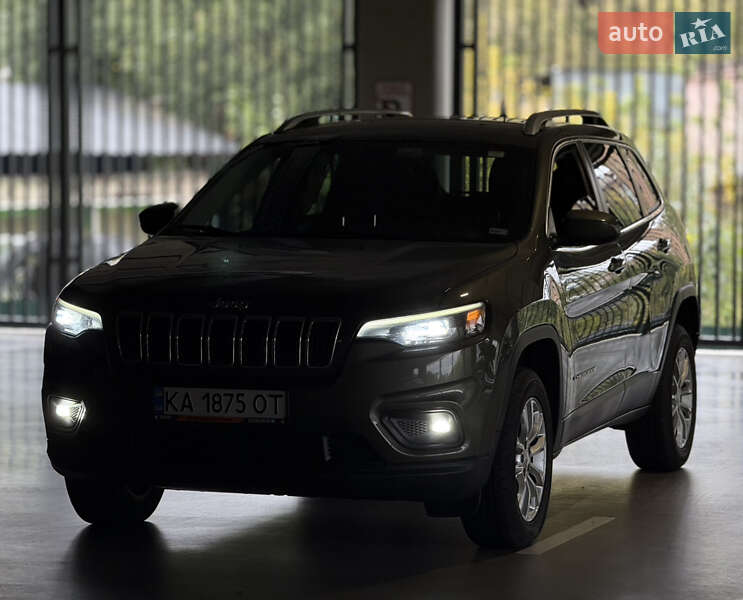 Внедорожник / Кроссовер Jeep Cherokee 2018 в Киеве