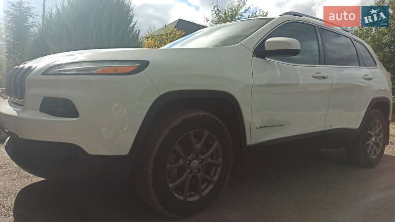 Внедорожник / Кроссовер Jeep Cherokee 2015 в Харькове фото 3 Внедорожник / Кроссовер Jeep Cherokee 2015 в Харькове