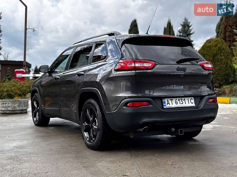 Позашляховик / Кросовер Jeep Cherokee 2015 в Івано-Франківську фото 49 Позашляховик / Кросовер Jeep Cherokee 2015 в Івано-Франківську