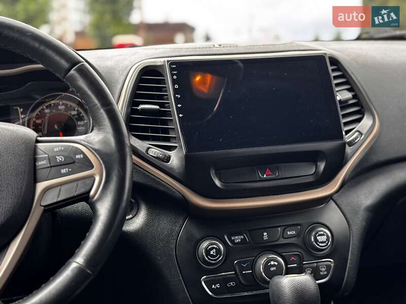 Позашляховик / Кросовер Jeep Cherokee 2015 в Івано-Франківську фото 88 Позашляховик / Кросовер Jeep Cherokee 2015 в Івано-Франківську