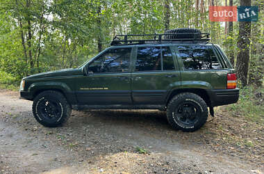 Внедорожник / Кроссовер Jeep Cherokee 1996 в 