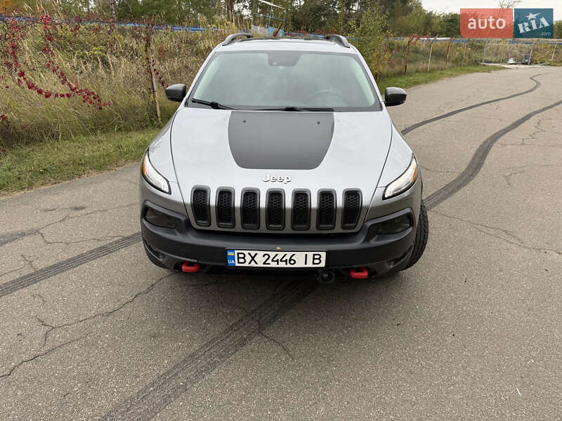 Внедорожник / Кроссовер Jeep Cherokee 2016 в Киеве фото 2 Внедорожник / Кроссовер Jeep Cherokee 2016 в Киеве