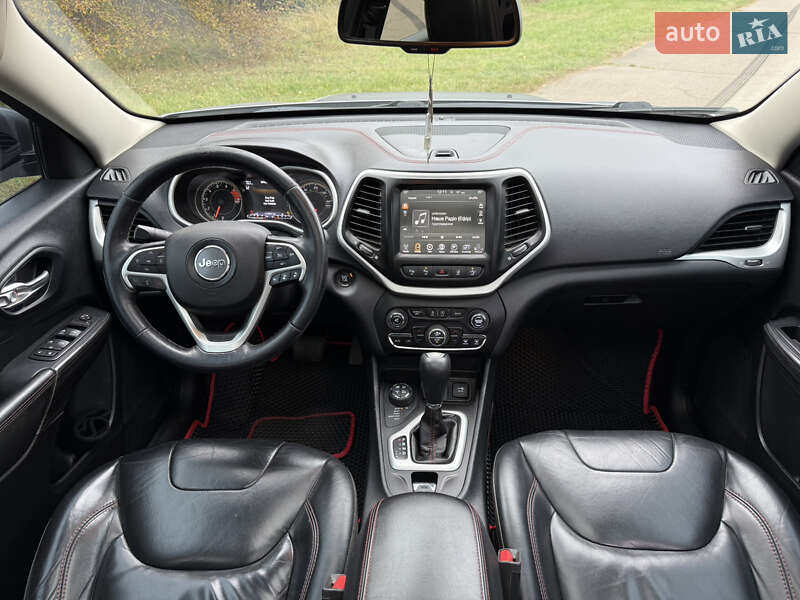 Внедорожник / Кроссовер Jeep Cherokee 2016 в Киеве фото 11 Внедорожник / Кроссовер Jeep Cherokee 2016 в Киеве
