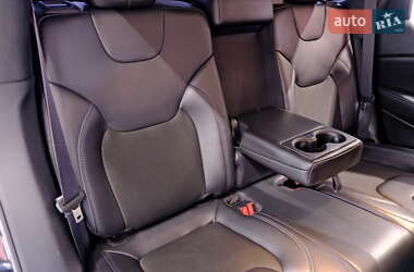 Позашляховик / Кросовер Jeep Cherokee 2020 в  фото 38 Позашляховик / Кросовер Jeep Cherokee 2020 в