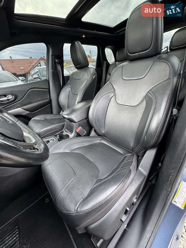 Позашляховик / Кросовер Jeep Cherokee 2020 в Івано-Франківську