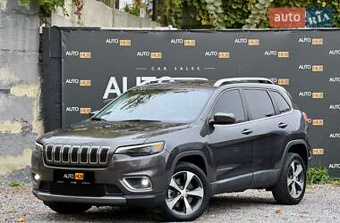 Внедорожник / Кроссовер Jeep Cherokee 2018 в 