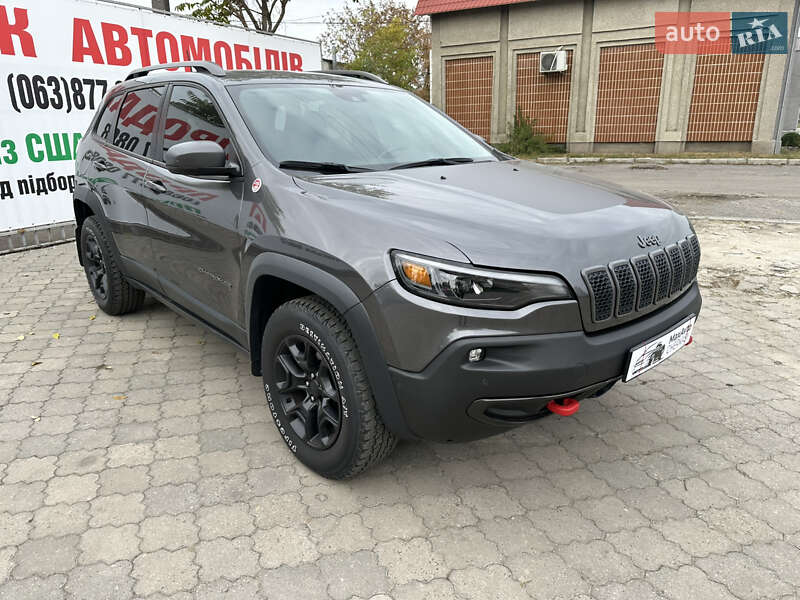Внедорожник / Кроссовер Jeep Cherokee 2019 в Черкассах