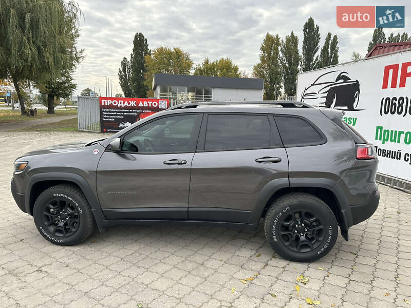 Внедорожник / Кроссовер Jeep Cherokee 2019 в Черкассах