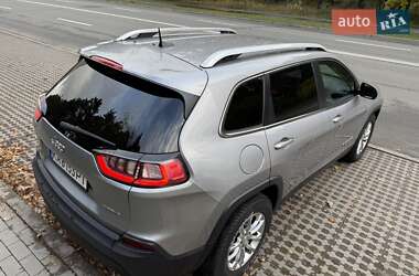 Внедорожник / Кроссовер Jeep Cherokee 2018 в 