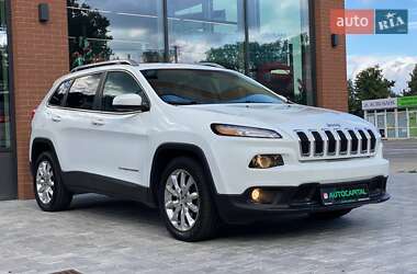 Внедорожник / Кроссовер Jeep Cherokee 2016 в 