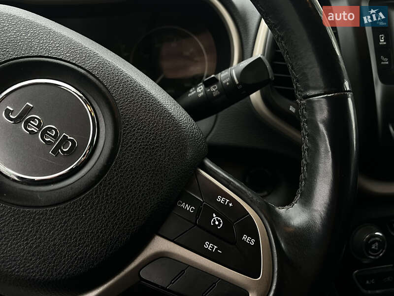 Позашляховик / Кросовер Jeep Cherokee 2014 в Харкові фото 24 Позашляховик / Кросовер Jeep Cherokee 2014 в Харкові