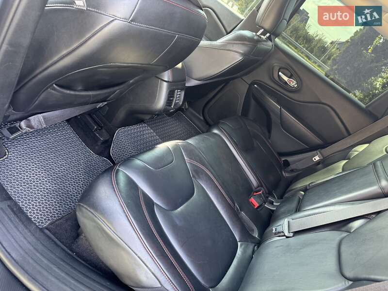 Внедорожник / Кроссовер Jeep Cherokee 2014 в Дубно фото 32 Внедорожник / Кроссовер Jeep Cherokee 2014 в Дубно