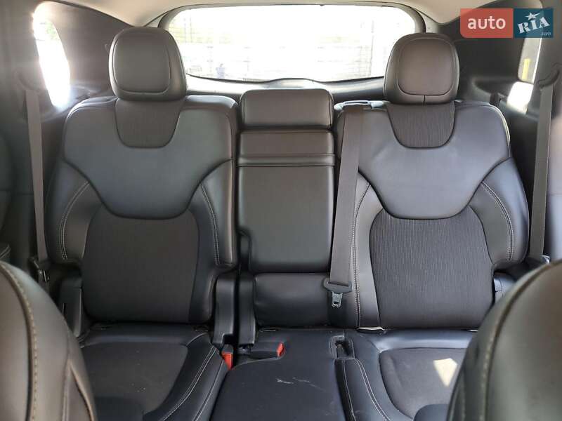 Внедорожник / Кроссовер Jeep Cherokee 2017 в Черновцах