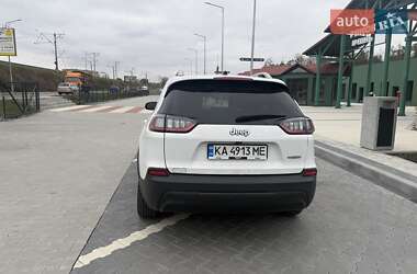 Внедорожник / Кроссовер Jeep Cherokee 2019 в 