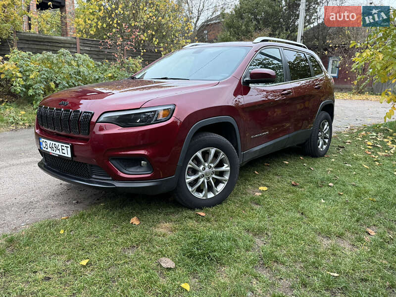 Внедорожник / Кроссовер Jeep Cherokee 2019 в 