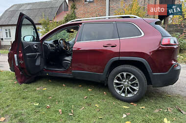 Внедорожник / Кроссовер Jeep Cherokee 2019 в 