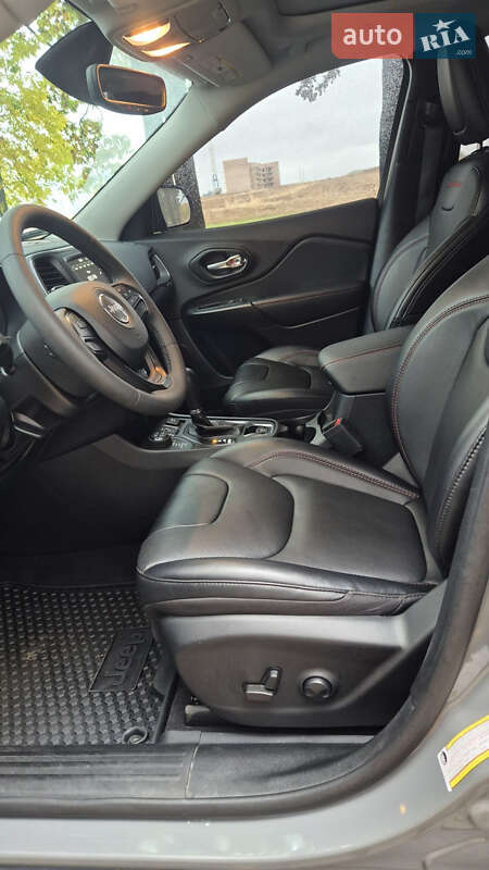 Внедорожник / Кроссовер Jeep Cherokee 2022 в Полтаве фото 13 Внедорожник / Кроссовер Jeep Cherokee 2022 в Полтаве