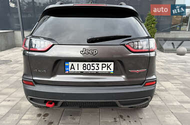 Внедорожник / Кроссовер Jeep Cherokee 2019 в 