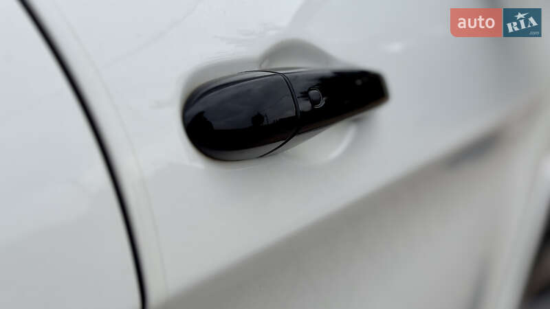 Внедорожник / Кроссовер Jeep Cherokee 2019 в Кривом Роге