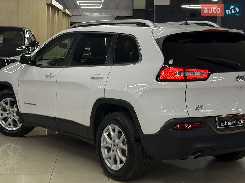 Позашляховик / Кросовер Jeep Cherokee 2017 в Миколаєві фото 13 Позашляховик / Кросовер Jeep Cherokee 2017 в Миколаєві