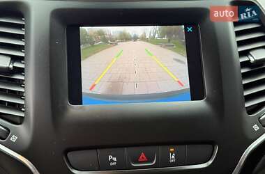 Внедорожник / Кроссовер Jeep Cherokee 2021 в 