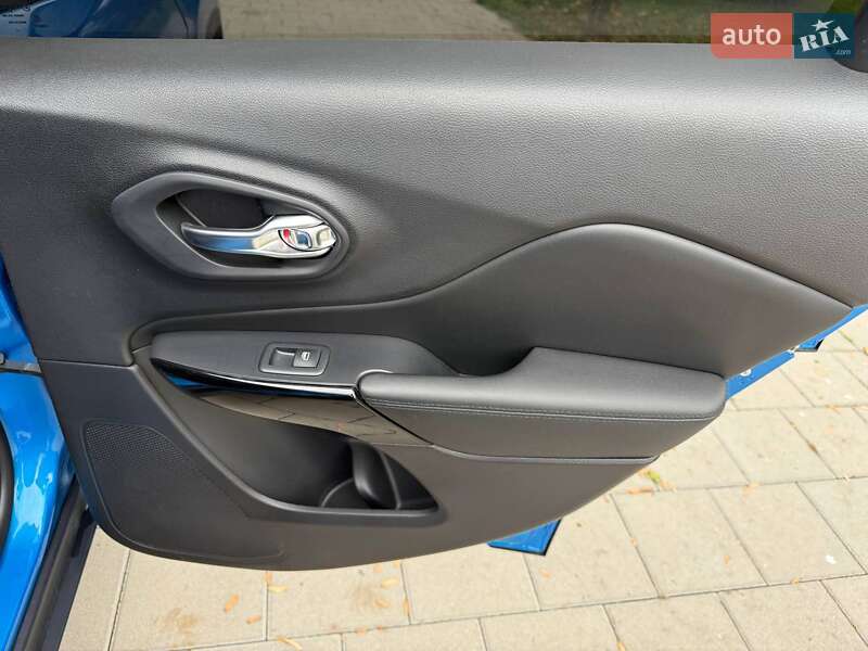 Позашляховик / Кросовер Jeep Cherokee 2021 в Вінниці