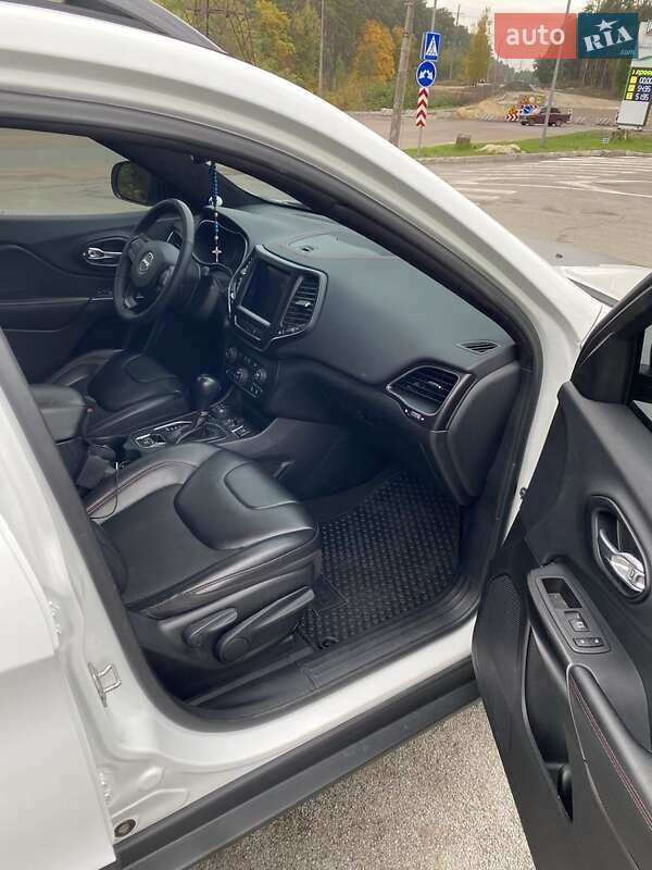 Внедорожник / Кроссовер Jeep Cherokee 2022 в Чернигове фото 4 Внедорожник / Кроссовер Jeep Cherokee 2022 в Чернигове