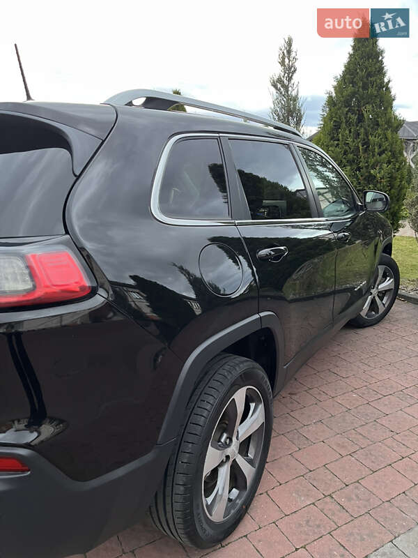 Внедорожник / Кроссовер Jeep Cherokee 2019 в Львове