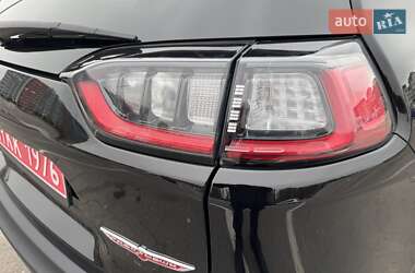 Позашляховик / Кросовер Jeep Cherokee 2022 в  фото 11 Позашляховик / Кросовер Jeep Cherokee 2022 в