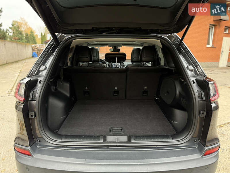 Внедорожник / Кроссовер Jeep Cherokee 2020 в Лубнах фото 67 Внедорожник / Кроссовер Jeep Cherokee 2020 в Лубнах