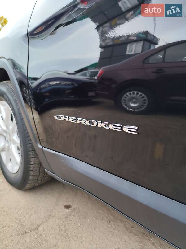Позашляховик / Кросовер Jeep Cherokee 2017 в Чернігові фото 11 Позашляховик / Кросовер Jeep Cherokee 2017 в Чернігові