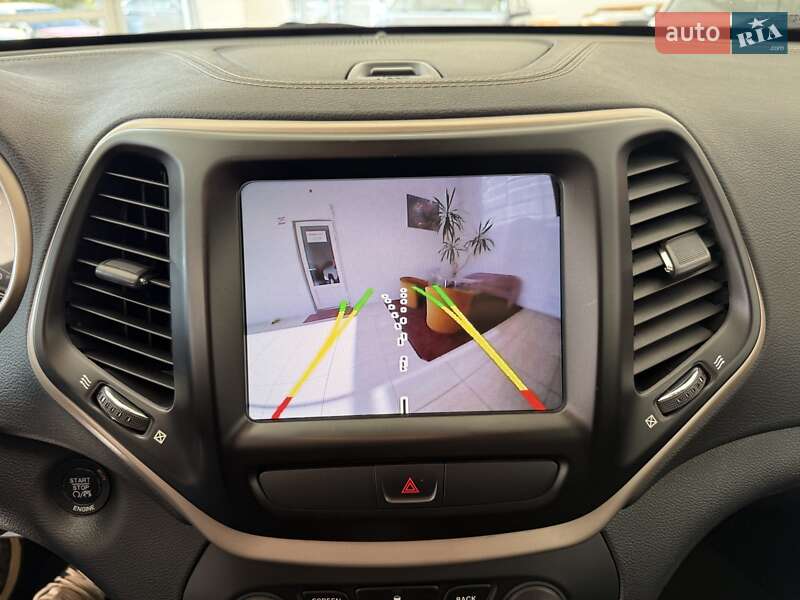 Внедорожник / Кроссовер Jeep Cherokee 2015 в Черновцах фото 46 Внедорожник / Кроссовер Jeep Cherokee 2015 в Черновцах