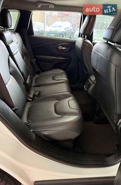 Позашляховик / Кросовер Jeep Cherokee 2015 в  фото 52 Позашляховик / Кросовер Jeep Cherokee 2015 в