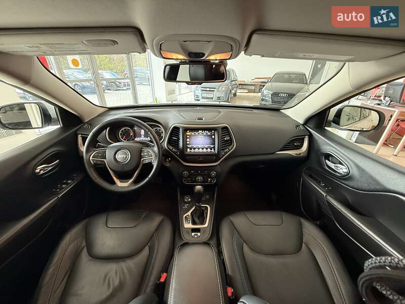 Внедорожник / Кроссовер Jeep Cherokee 2015 в Черновцах фото 29 Внедорожник / Кроссовер Jeep Cherokee 2015 в Черновцах