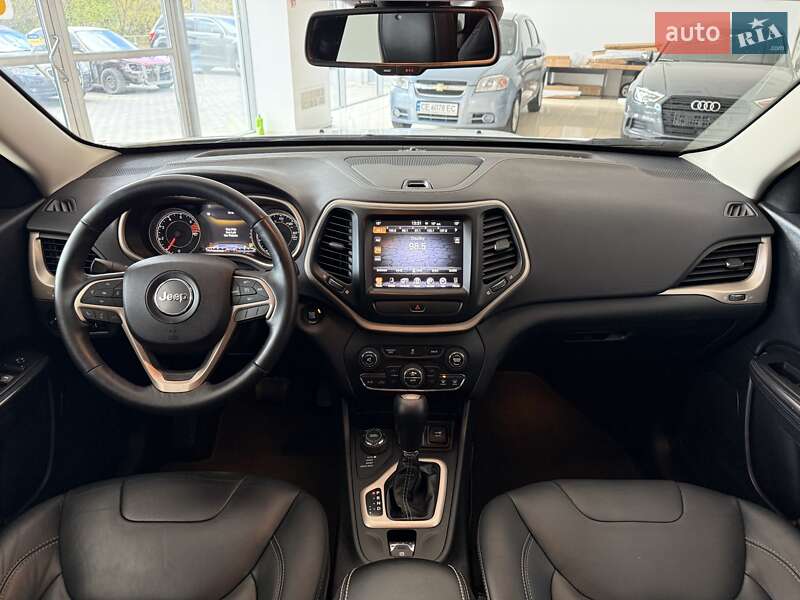 Внедорожник / Кроссовер Jeep Cherokee 2015 в Черновцах фото 28 Внедорожник / Кроссовер Jeep Cherokee 2015 в Черновцах