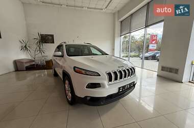 Позашляховик / Кросовер Jeep Cherokee 2015 в  фото 10 Позашляховик / Кросовер Jeep Cherokee 2015 в